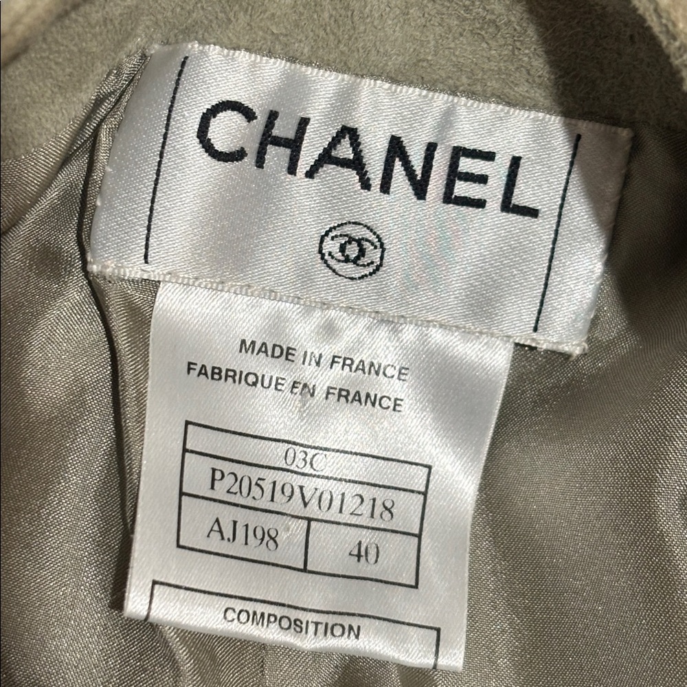 Chanel Goat Leather Silk Sage Green Women's Pantsuit Vest Set - Picture 12 of 16